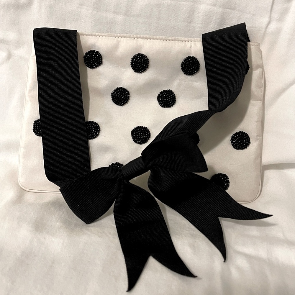 Small Black and White Beaded Handbag with Bow Handle